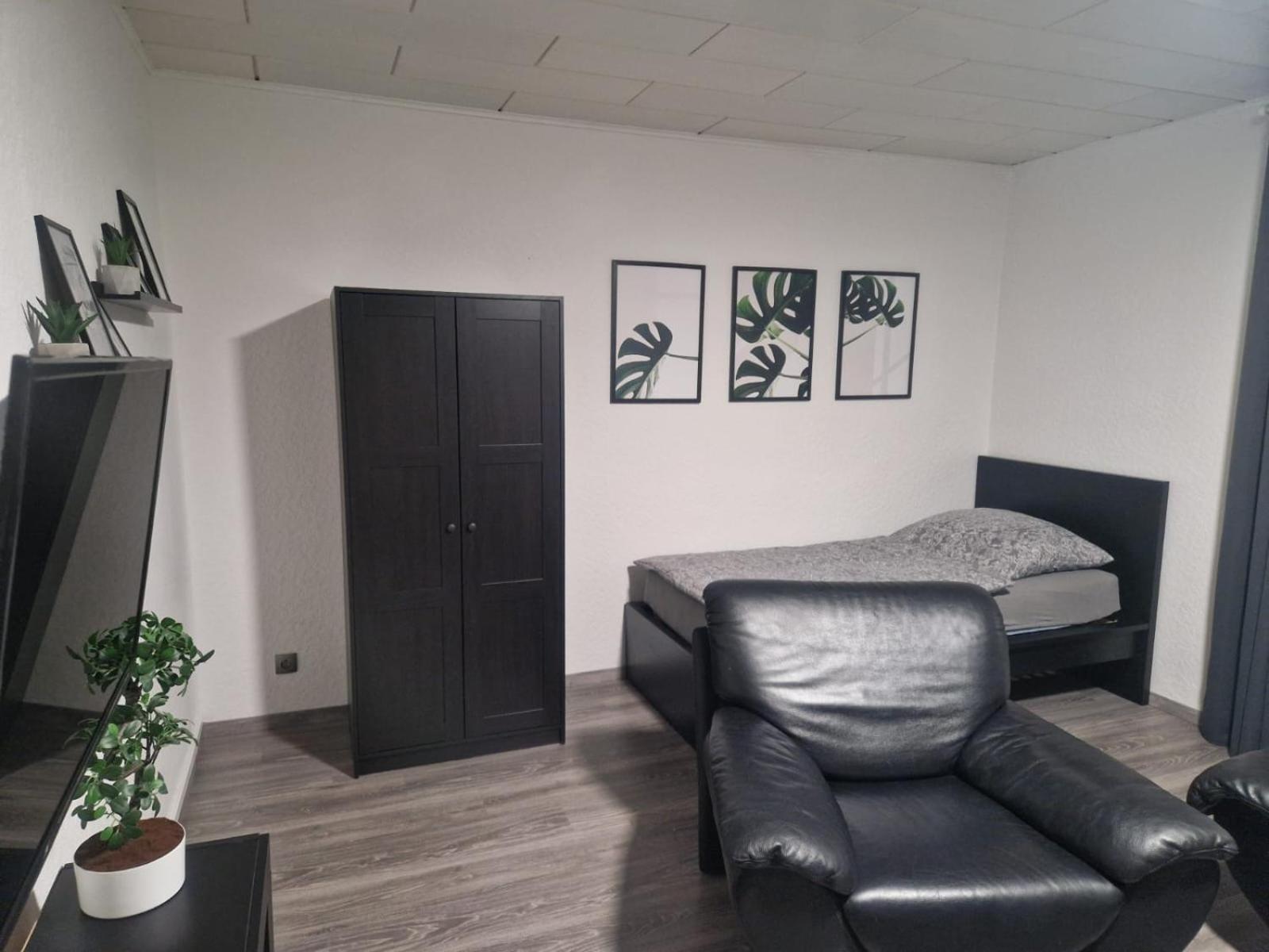 Ferienwohnung Am See Dillich - Hunde Willkommen - Eigener Eingezaeunter Garten - Ruhige Lage Borken (Hessen) Ngoại thất bức ảnh